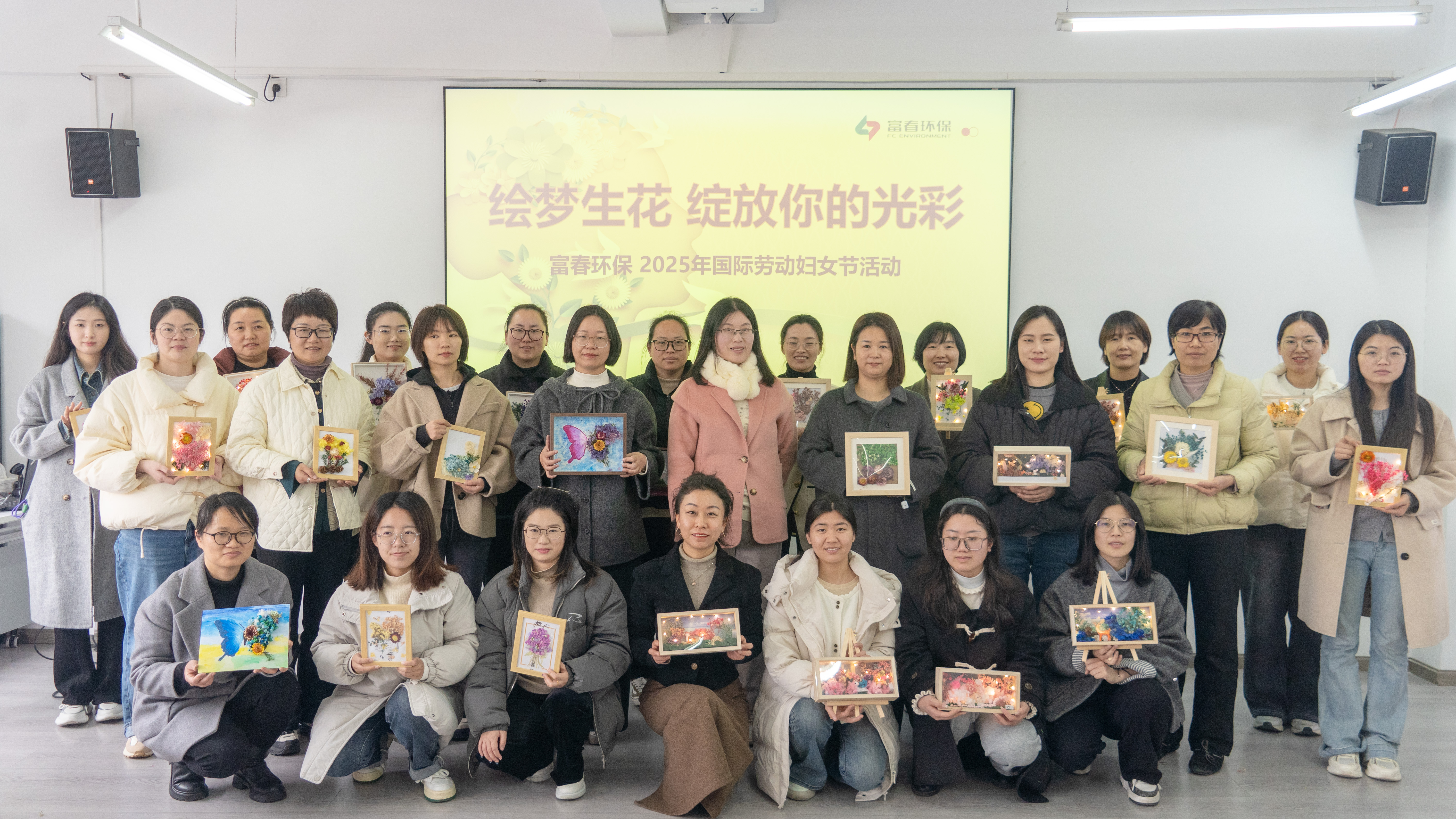 �����������ഺ ������ʱ�������ס���ʵ����ů��ͼ